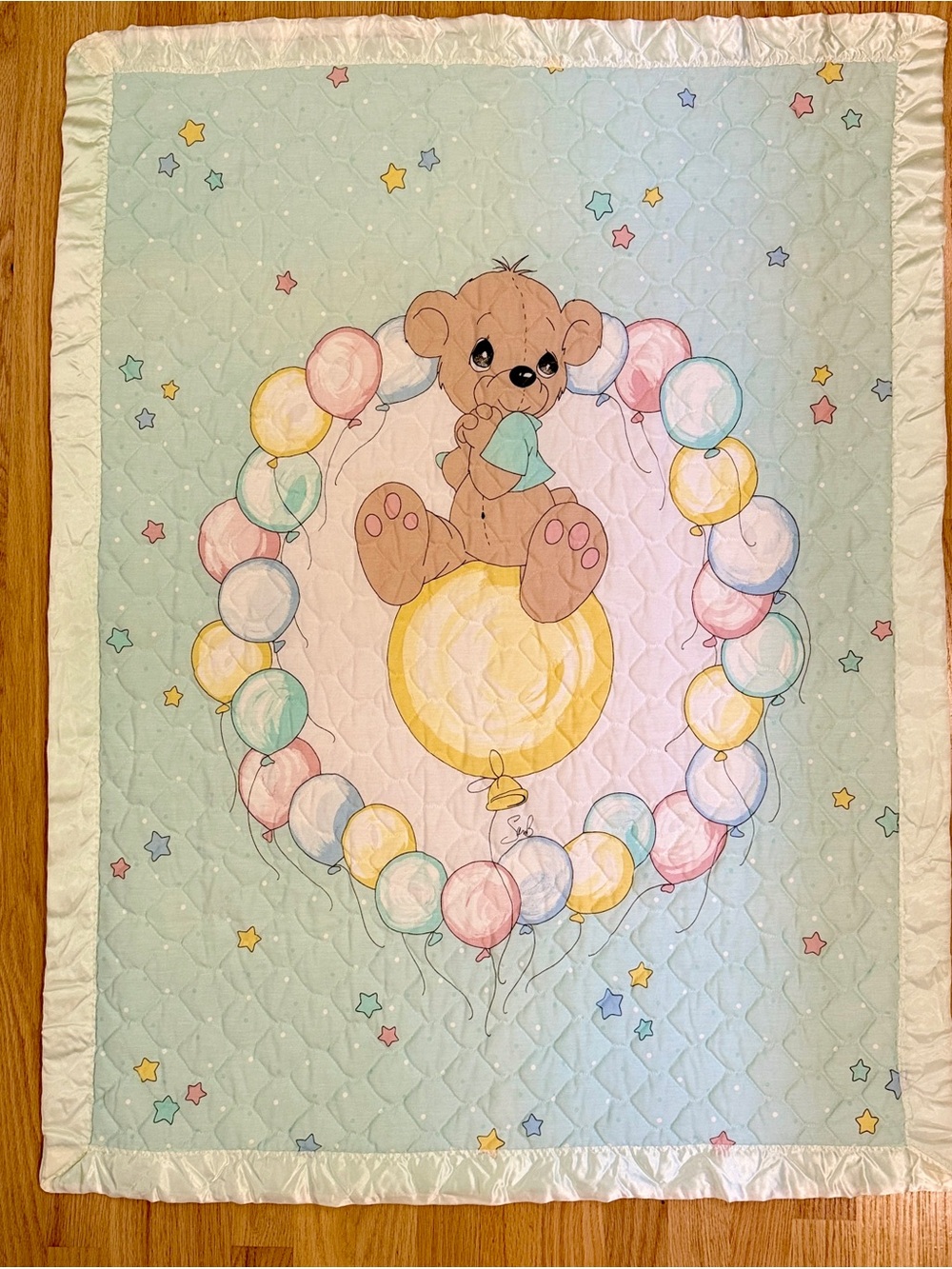 Vintage PRECIOUS MOMENTS TEDDY BEAR Ruffle BABY BOY OR BABY GIRL Blanket Quilt
